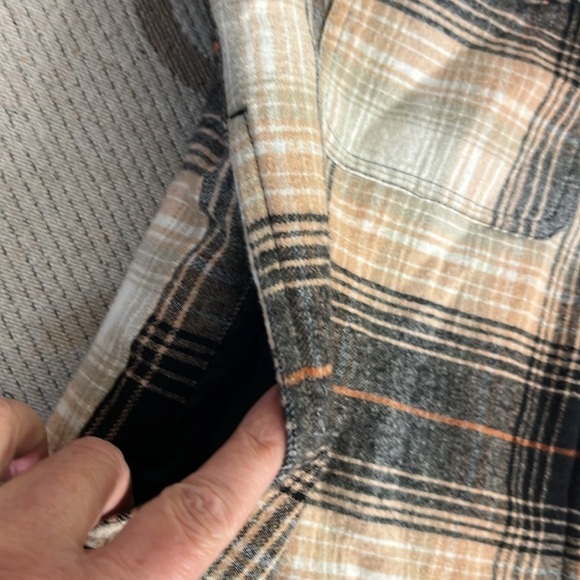 Lucky Brand Sherpa lined snap button side pockets flannel plaid shirt jacket - Picture 13 of 16